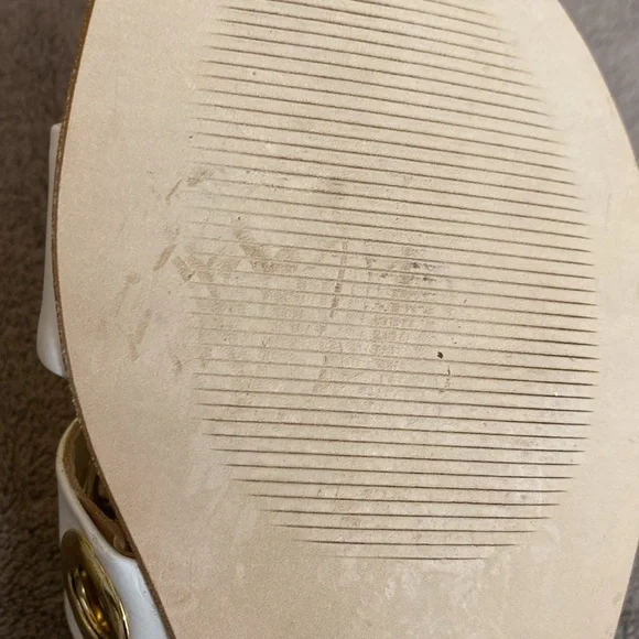 White Italian leather sandals - Picture 4 of 8